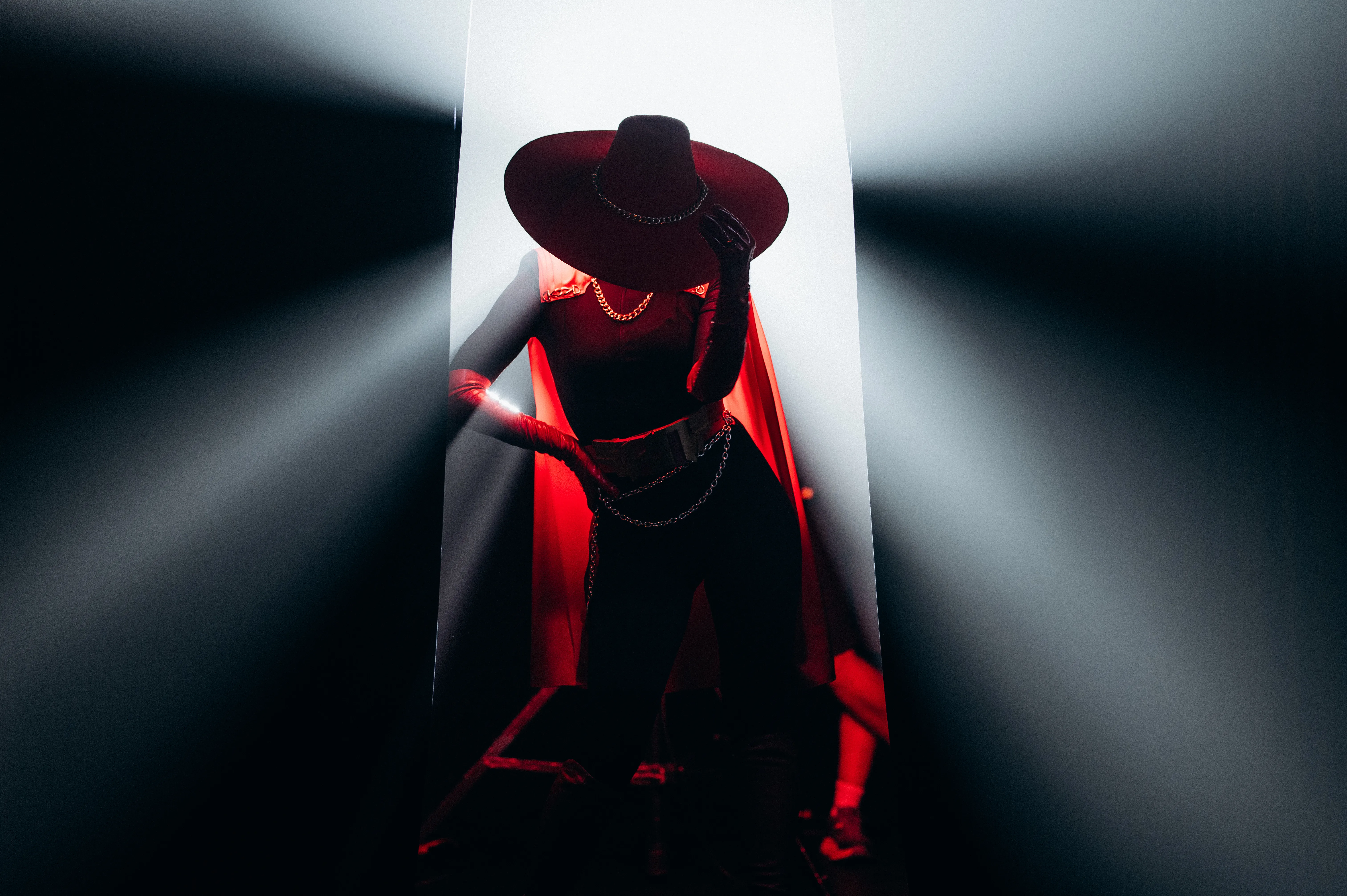 Дует OSTY та Klavdia Petrivna презентують пісню «Не лякай»: новий хіт, що об’єднав мільйони